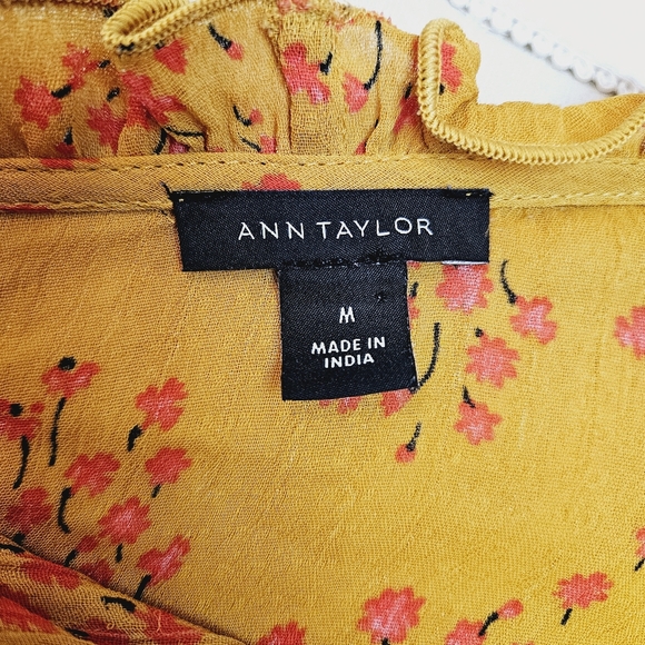 Ann Taylor Floral Ruffle Peasant Blouse size Medium - Picture 8 of 8